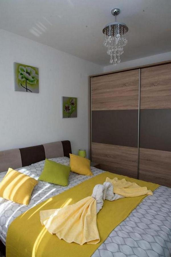 Apartmani Oaza Дарувар Екстер'єр фото